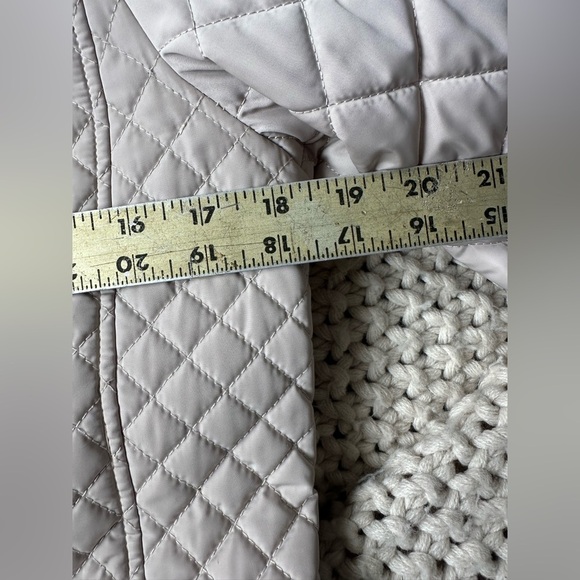 Calvin Klein Quilted Coat with Removable Hood‎ - Picture 9 of 12